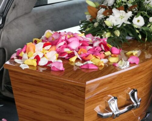 The Difference Between Life & Burial Insurance and Prepaid Funeral Plans